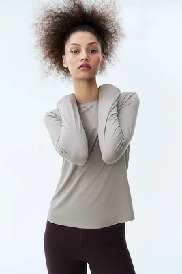 Long-Sleeved Sports Top with DryMove™