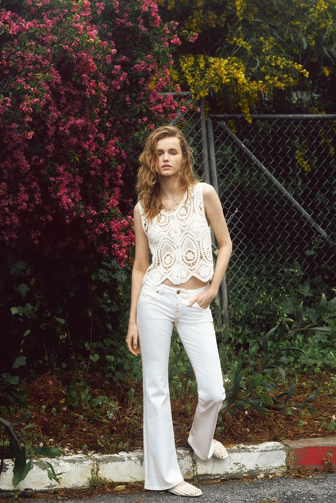 Flared Low Jeans