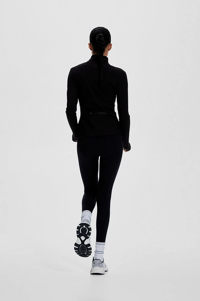 Sports Top with SoftMove™