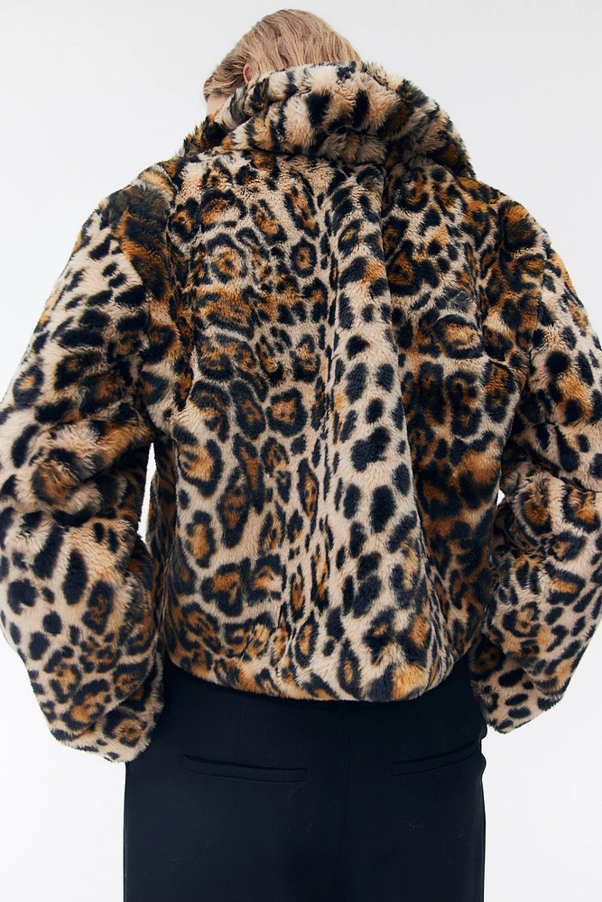 Cropped Fluffy Jacket