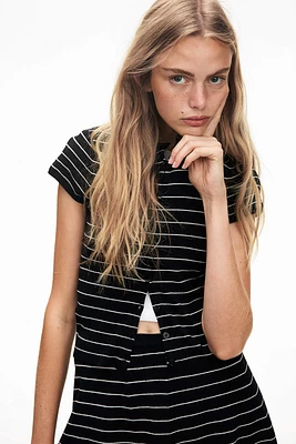 Short-Sleeved Fine-Knit Cardigan