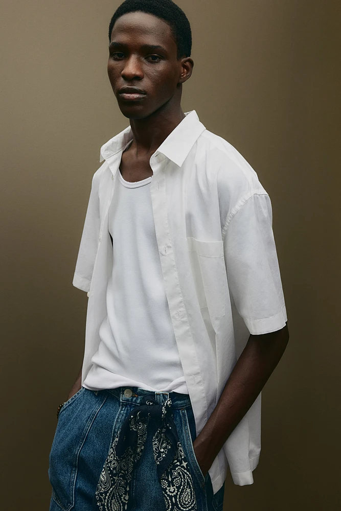 Loose Fit Short-Sleeved Shirt