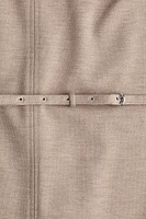 Robe à mancherons avec ceinture