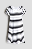 Robe en jersey à manches courtes