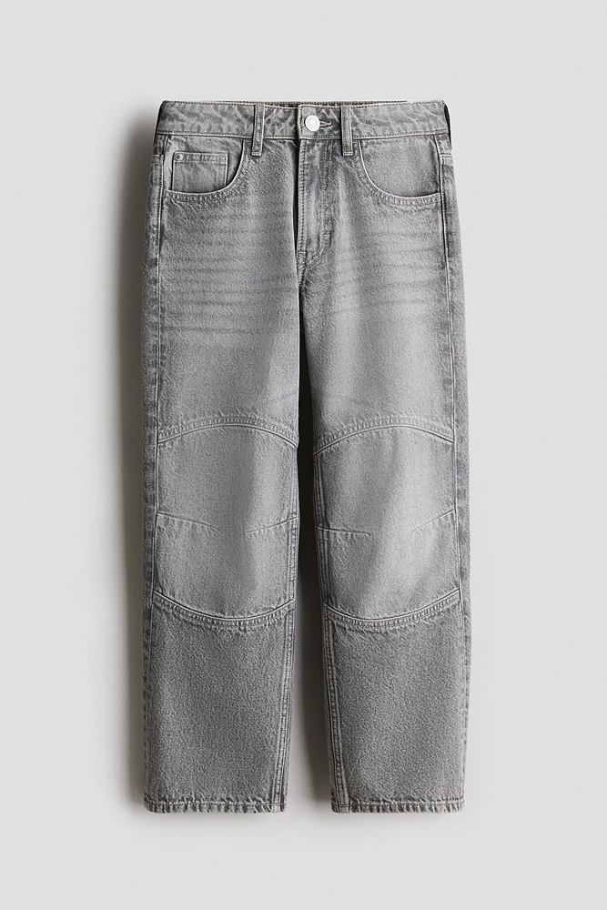 Loose-Fit Jeans