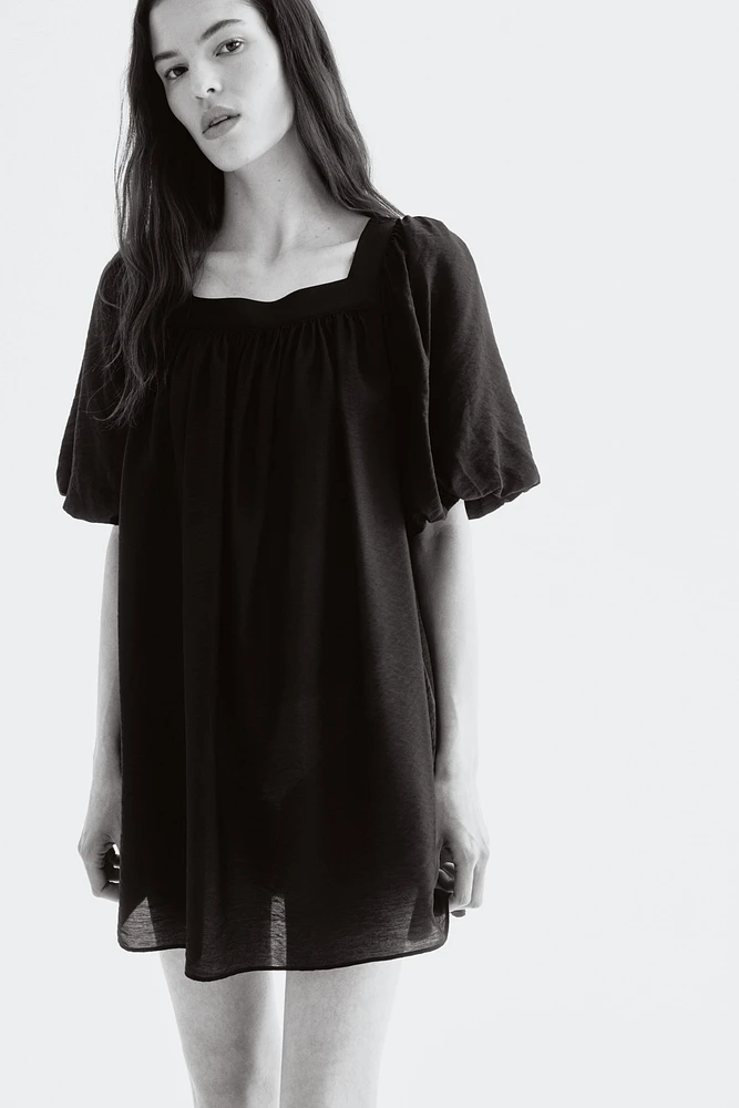 Balloon-Sleeved Tunic Dress