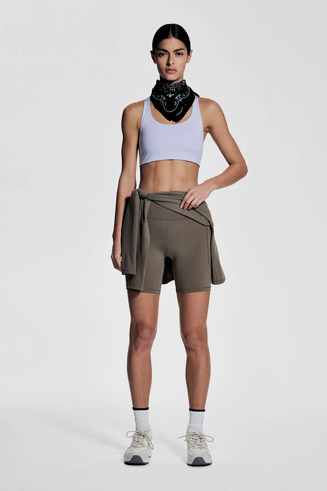 Pocket-Detail Biking Shorts with DryMove™