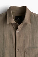 Chemise ample en satin
