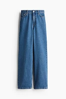 Straight Jeans