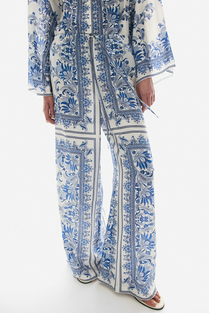 Wide-Leg Drawstring Pants