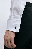 Chemise d'habit près du corps