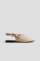 Bow-detail slingbacks