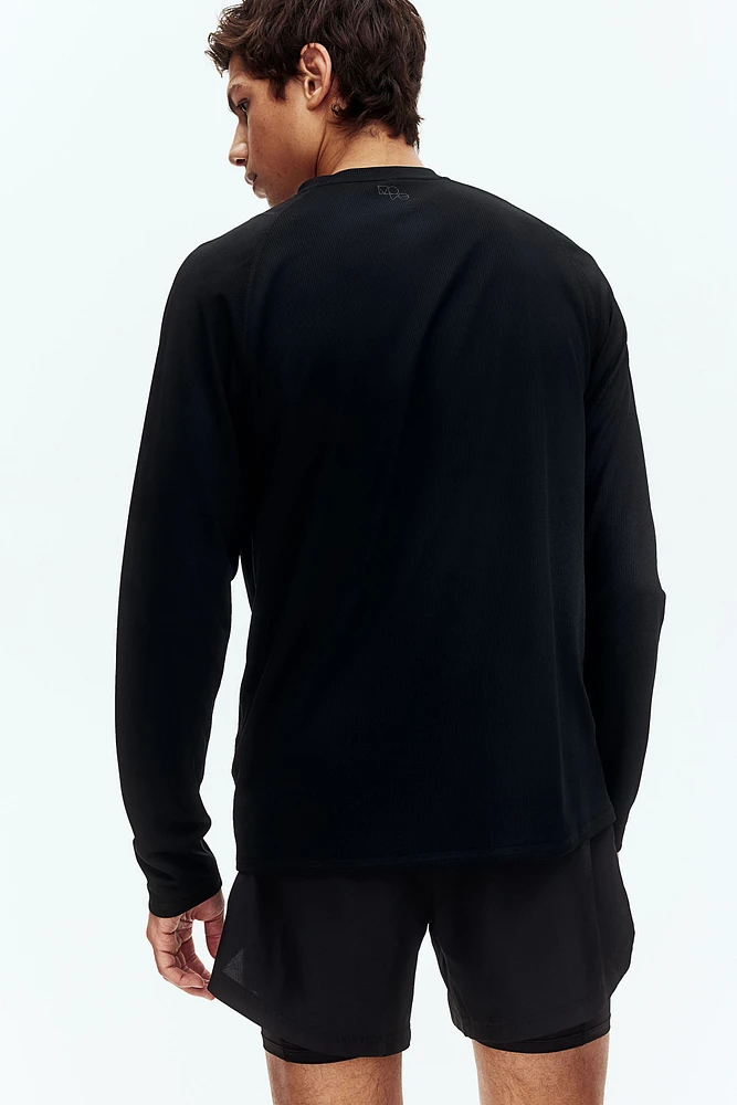 Double-Layered Sports Shorts with DryMove™