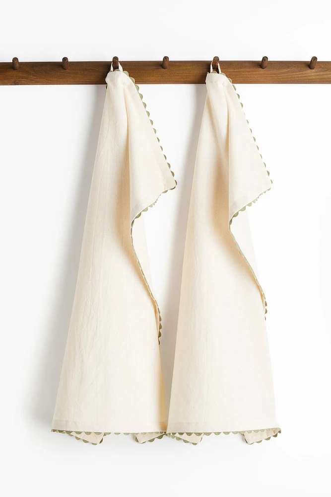 2-Pack Scalloped-Edge Tea Towels