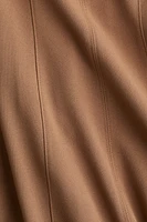 Robe en sergé avec jupe évasée