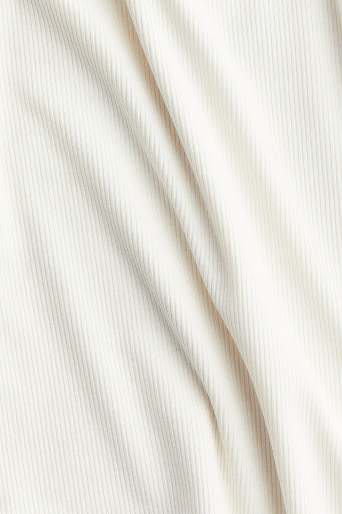 Maillot string côtelé