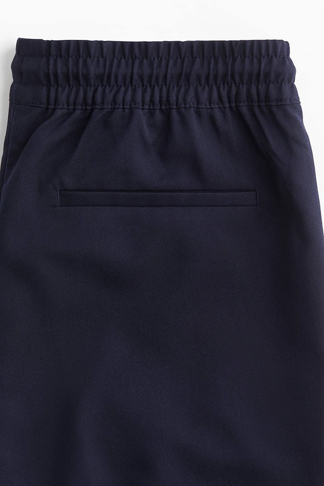 Creased Pants with Drawstring