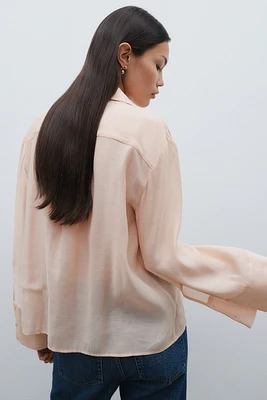 Chemise avec plis devant