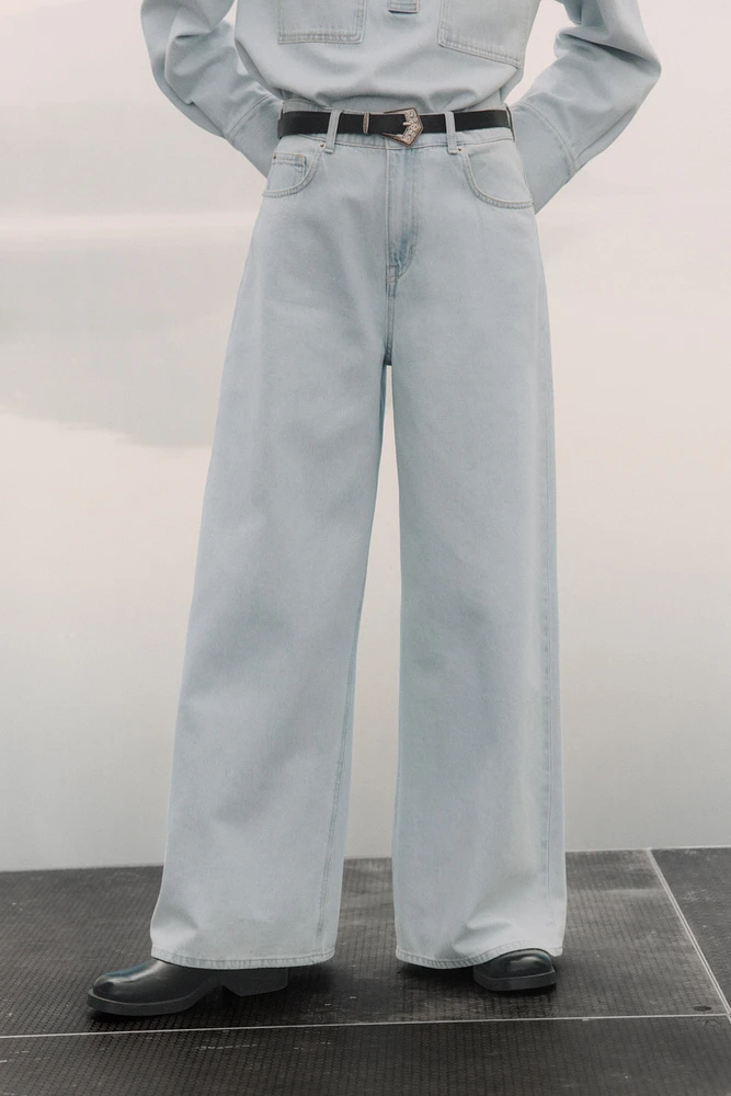 Wide High Jeans