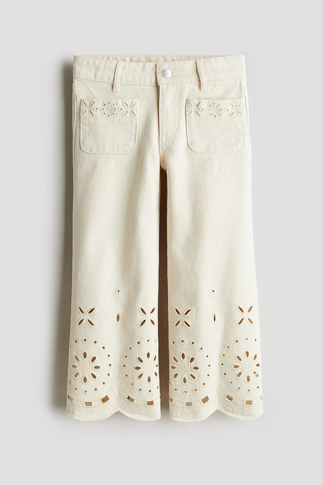 Ankle Jeans with Eyelet Embroidery