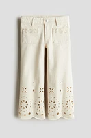 Ankle Jeans with Eyelet Embroidery