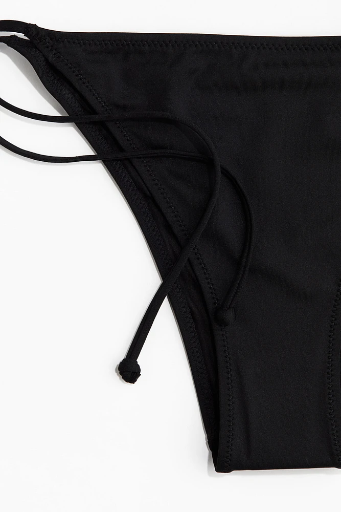 Culotte de bikini Tanga à nouer