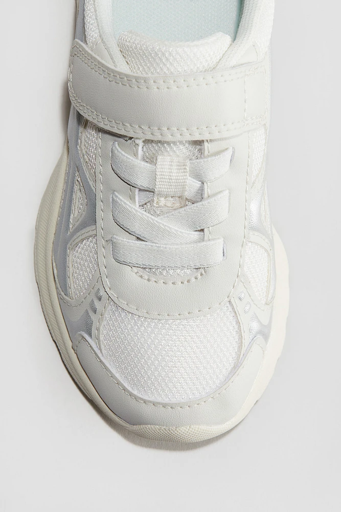 Lightweight-Sole Sneakers