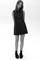Robe sans manches en sergé