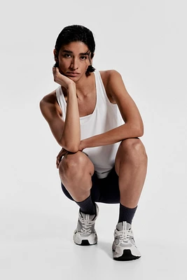 Sports Tank Top with DryMove™