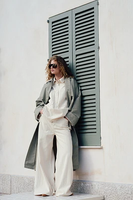 Wide-Leg Jeans
