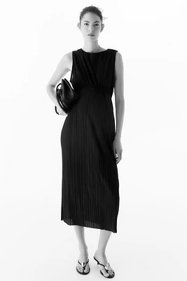 MAMA Plissé Dress