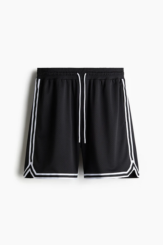 Loose-Fit Basketball Shorts with DryMove™