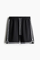 Loose-Fit Basketball Shorts with DryMove™