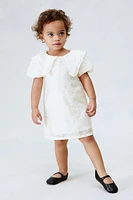 Robe brodée