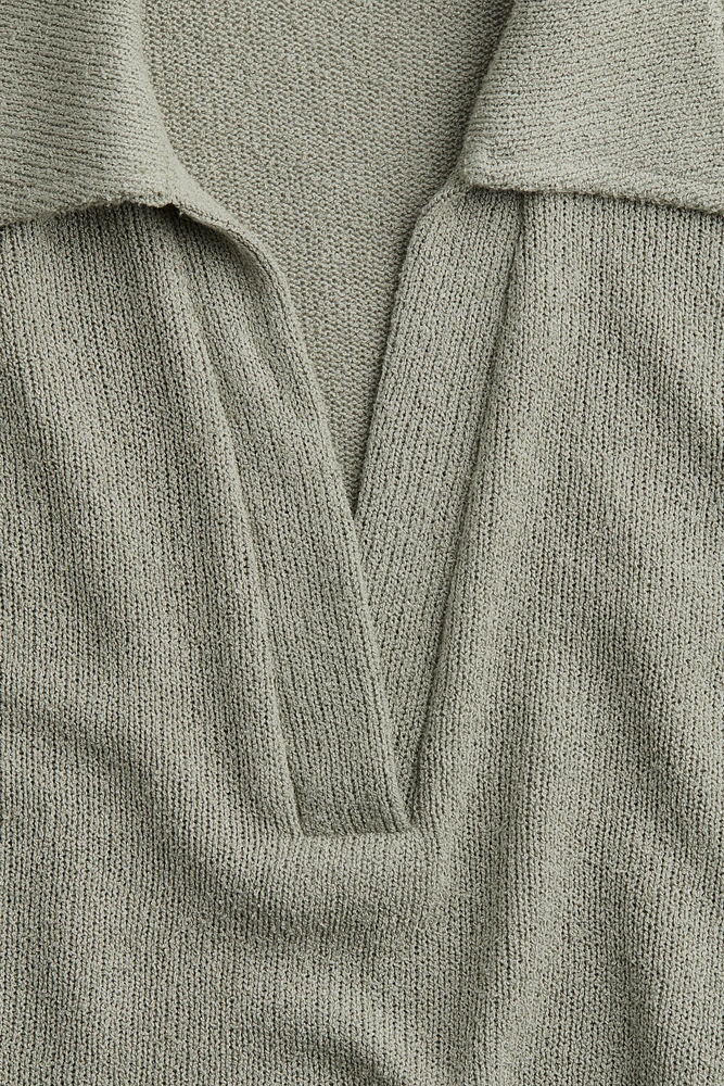 Top with Collar
