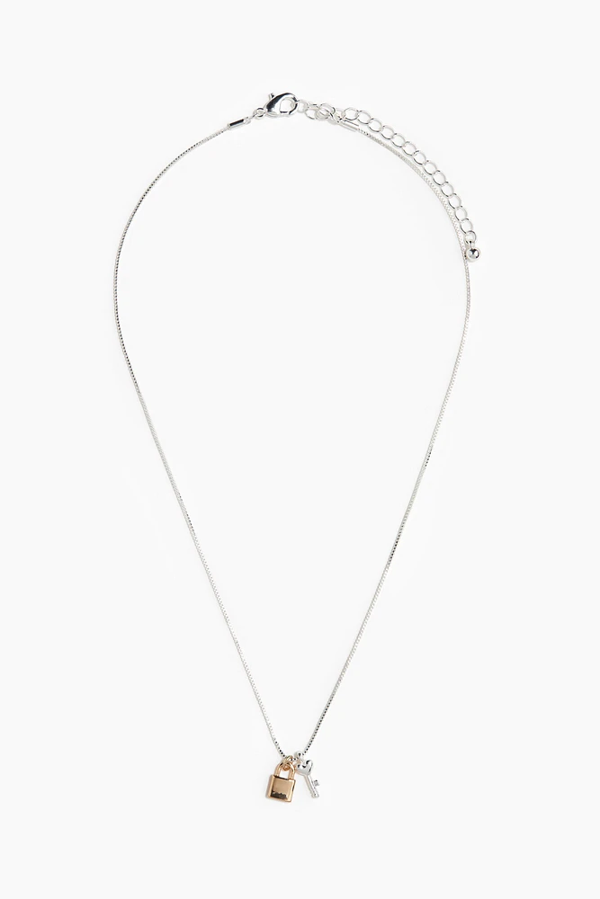 Pendant Necklace