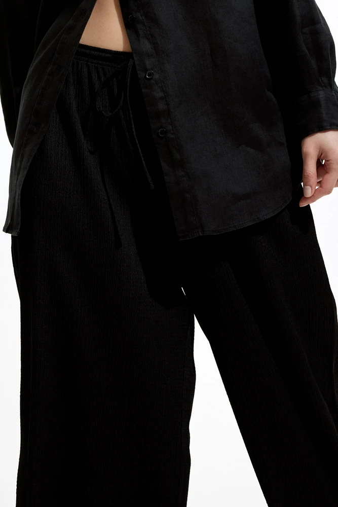 Wide-cut Pull-on Pants