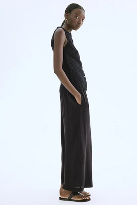 Crop Pull-on Pants