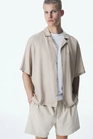 Loose-Fit Resort Shirt