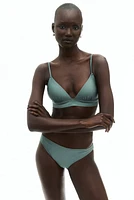 Haut de bikini triangle pigeonnant