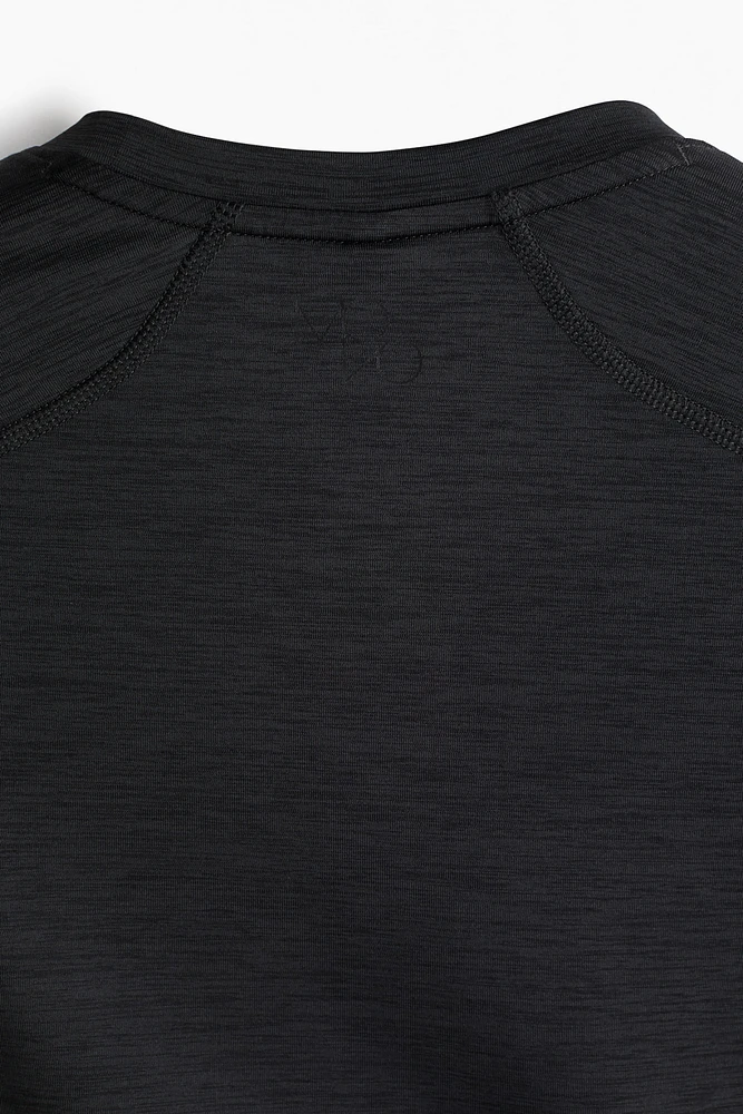 Muscle-Fit Sports Shirt with DryMove™