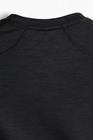 Muscle-Fit Sports Shirt with DryMove™