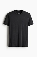 Muscle-Fit Sports Shirt with DryMove™