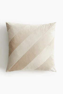 Housse de coussin rayée en velours