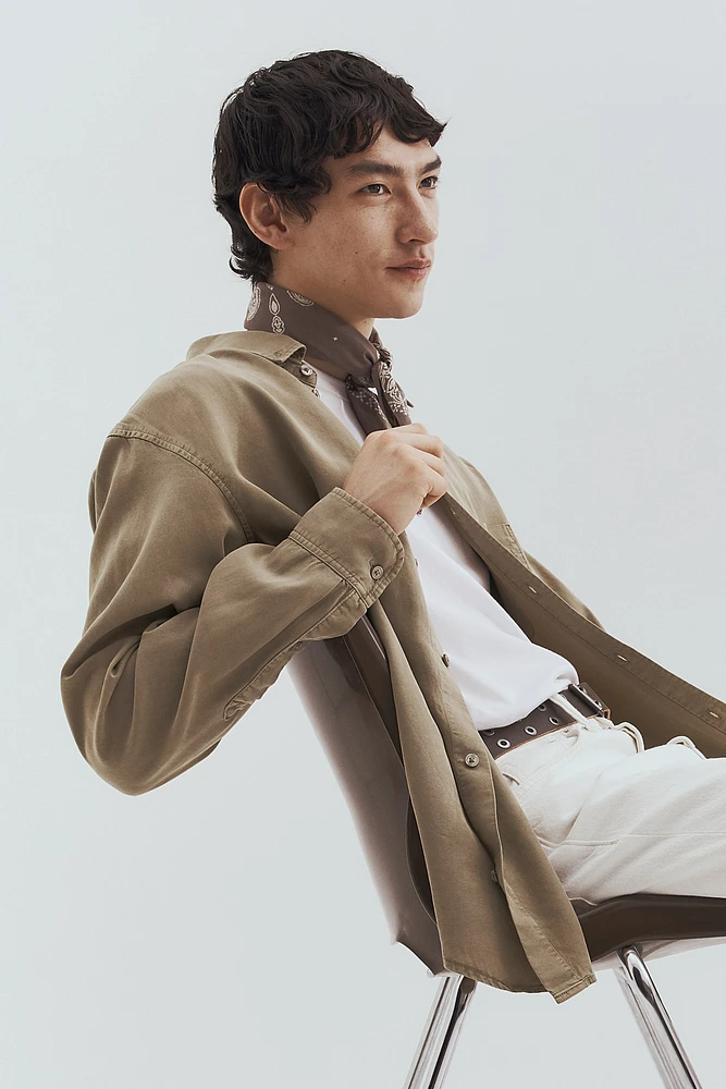 Loose-Fit Button-Down Shirt