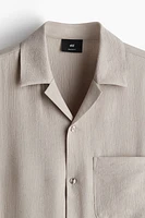 Chemise froissée classique avec col cubain