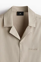 Loose-Fit Resort Shirt