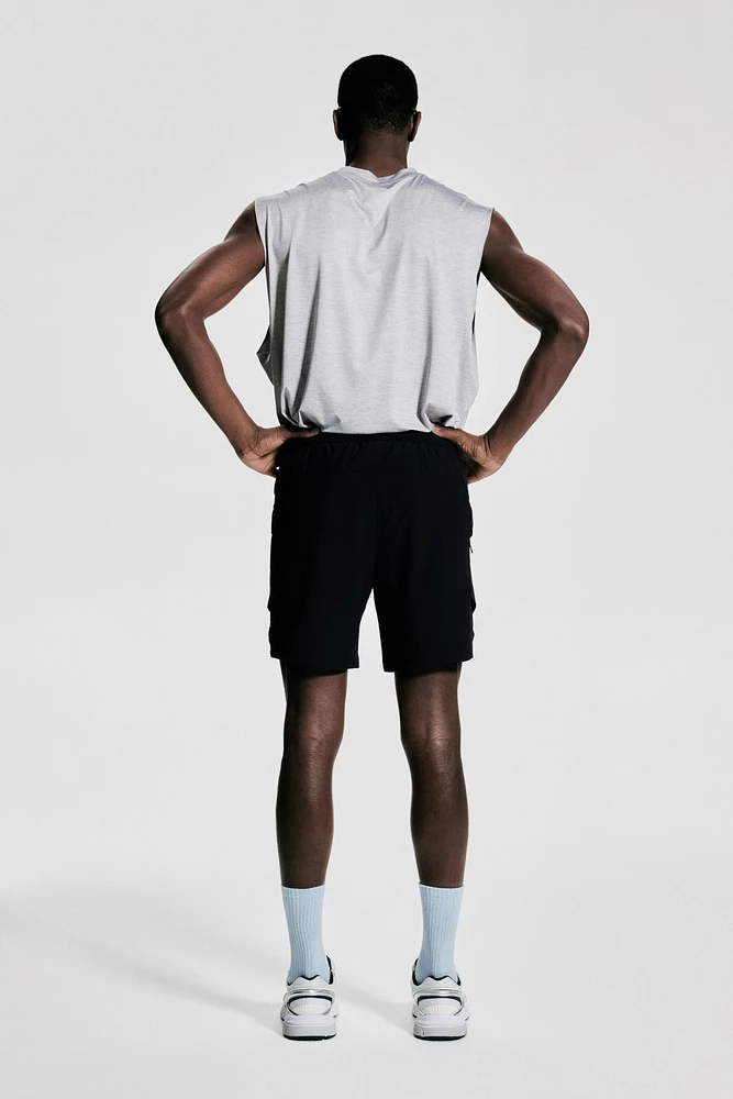 Mid-Length Cargo Sports Shorts with DryMove™