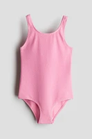Costume de bain texturé
