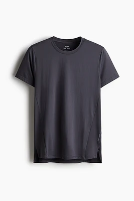 T-shirt de sport coupe classique DryMove™